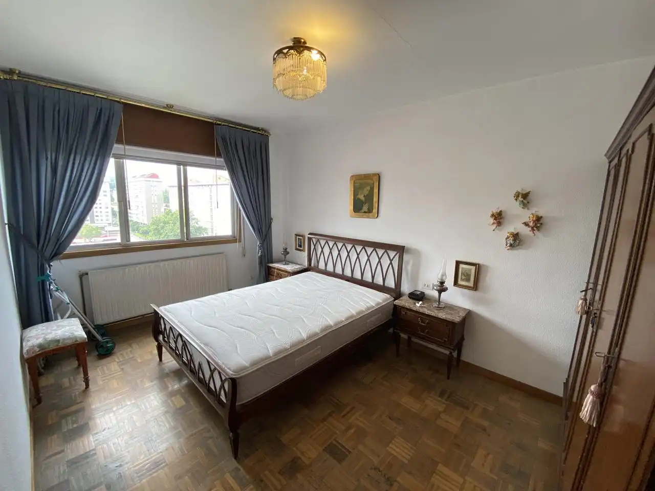 Habitación de Piso en venta en A Coruña Capital  con Calefacción y Trastero