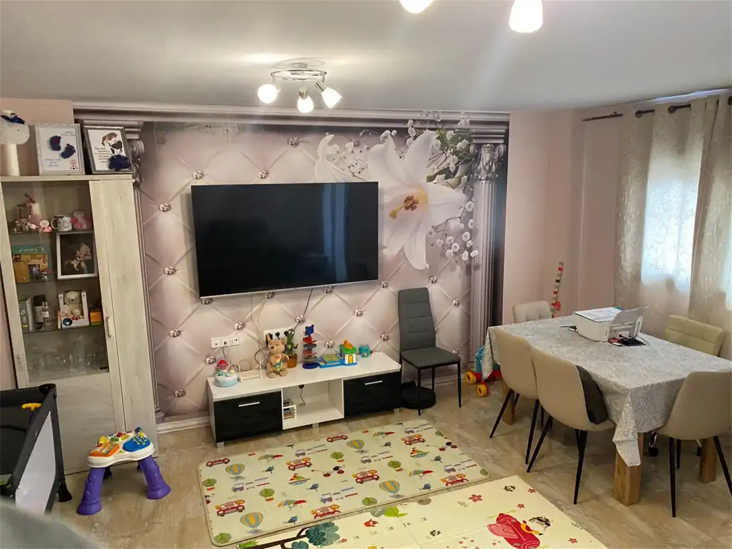 Living room of Flat for sale in Alcarràs  with Air Conditioner and Balcony