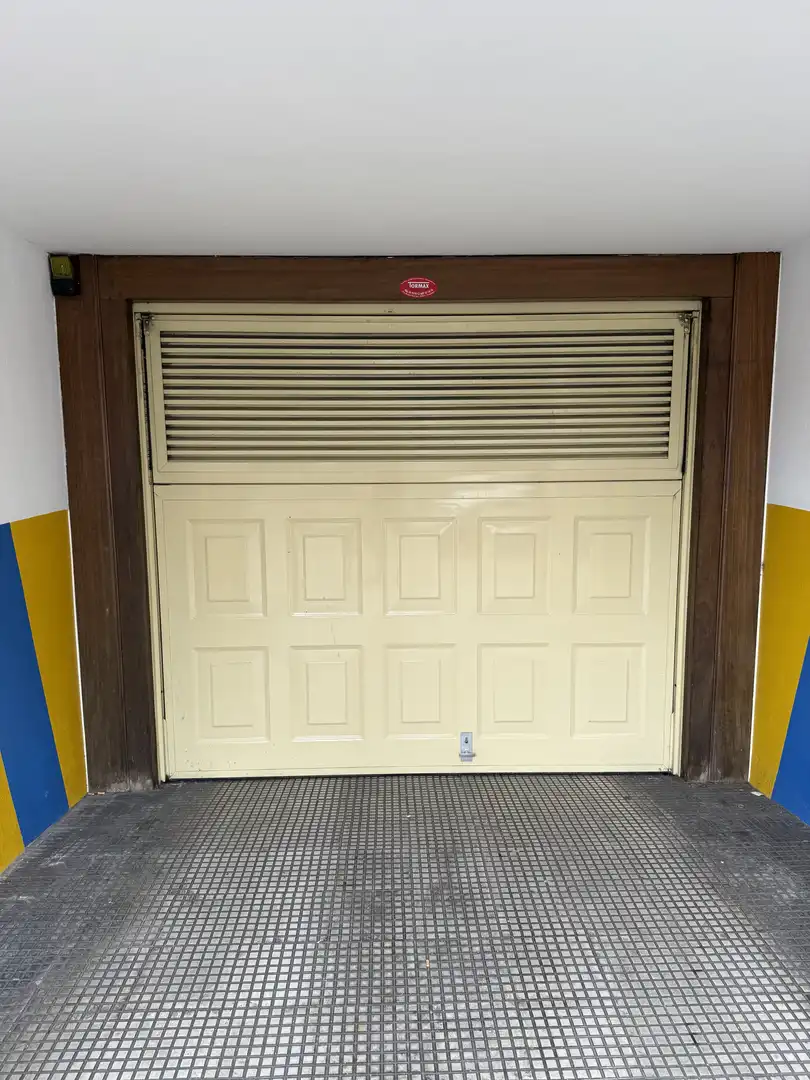 Außenansicht von Garage zur Miete in Pontevedra Capital 