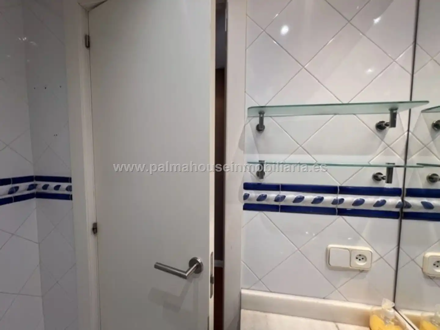 Baño de Piso en venta en  Palma de Mallorca con Aire acondicionado, Parquet y Terraza