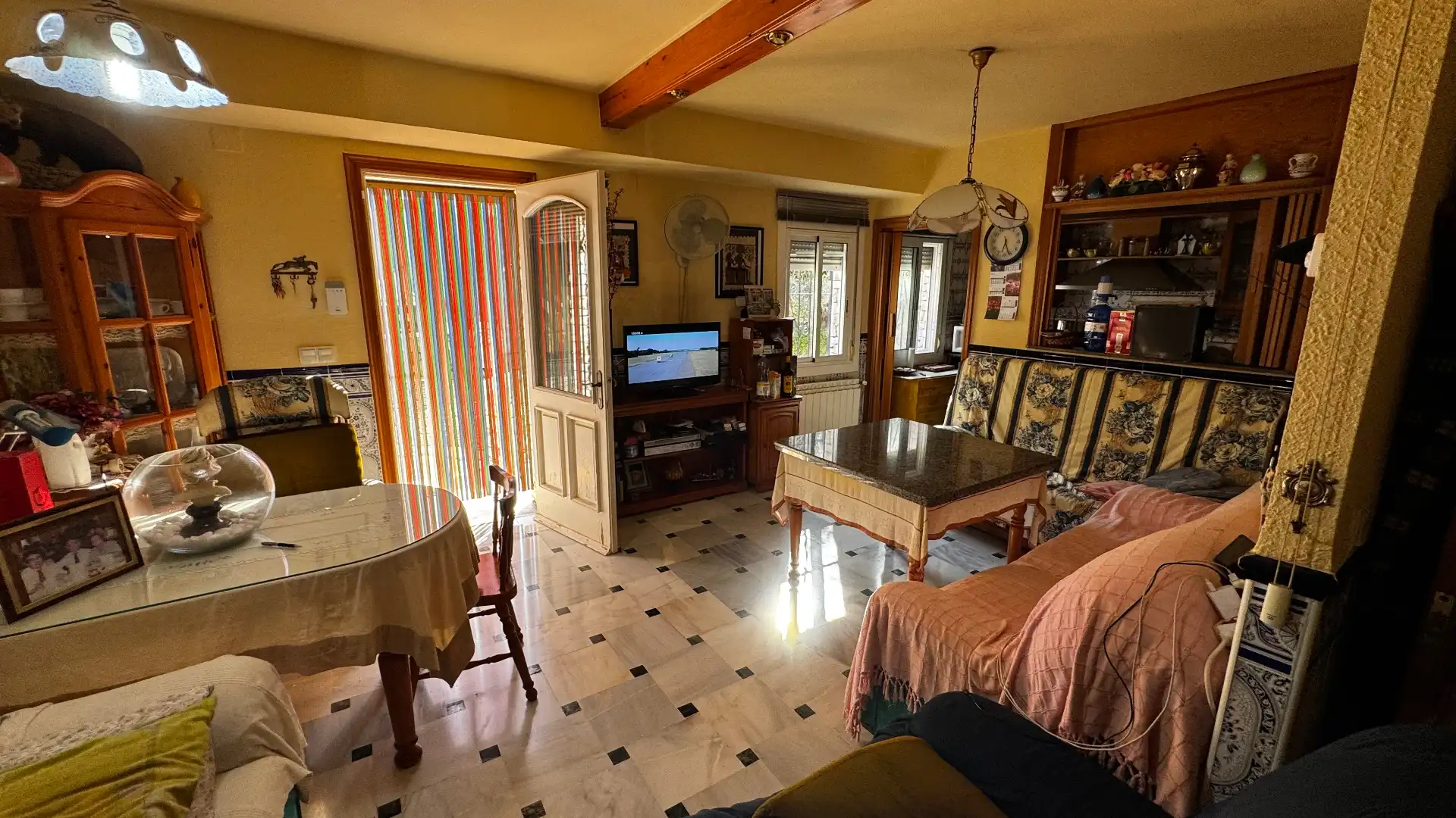 Sala d'estar de Casa o xalet en venda en Torredembarra amb Aire condicionat, Calefacció i Jardí privat