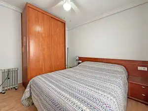 Habitación de Piso de alquiler en Torremolinos con Aire acondicionado, Calefacción y Amueblado