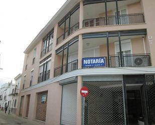 Vista exterior de Àtic de lloguer en Sanlúcar la Mayor amb Aire condicionat, Terrassa i Balcó