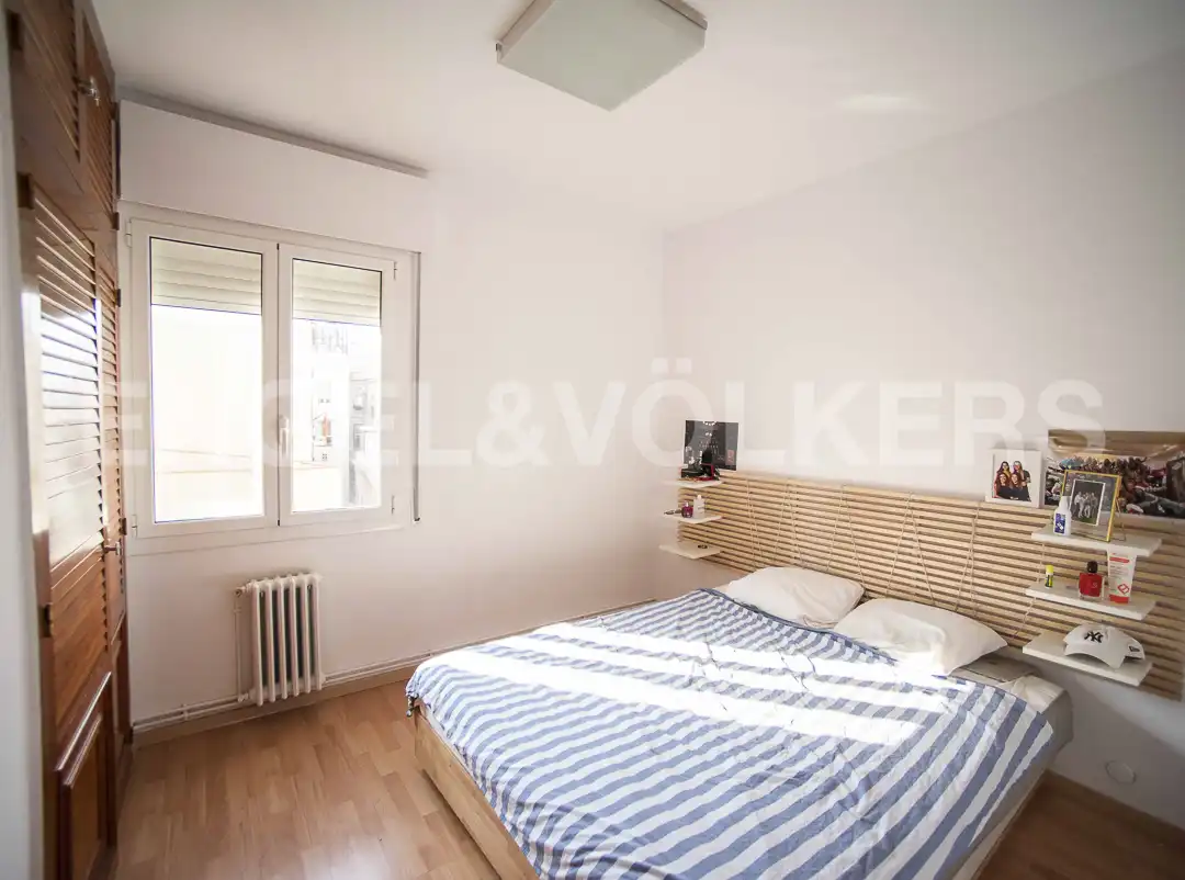 Bedroom of Flat for rent in Barcelona  with Air Conditioner, Heating and Parquet flooring