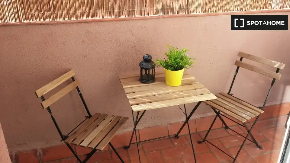 Habitació a El Poble Sec - Parc de Montjuïc