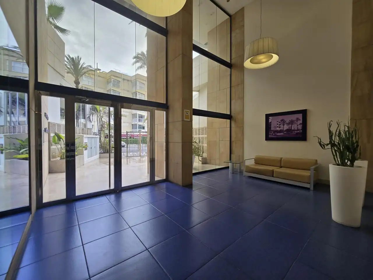 Piso en venta en Benidorm con Aire acondicionado, Terraza y Piscina