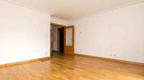 Foto 3 de Piso en venta en Calle Tartanga, 8, Erandio, Bizkaia
