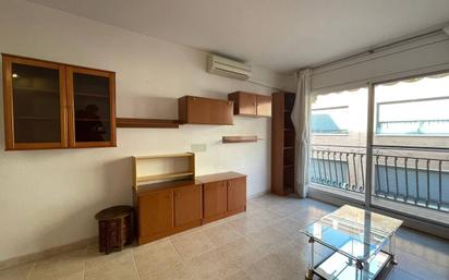 Living room of Flat for sale in El Vendrell  with Air Conditioner