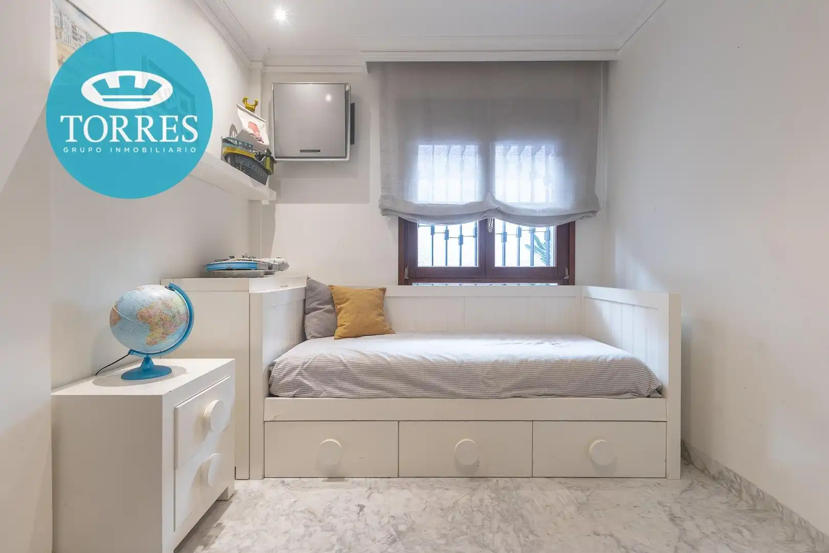 Habitación de Casa o chalet en venta en Málaga con Aire acondicionado, Calefacción y Jardín privado