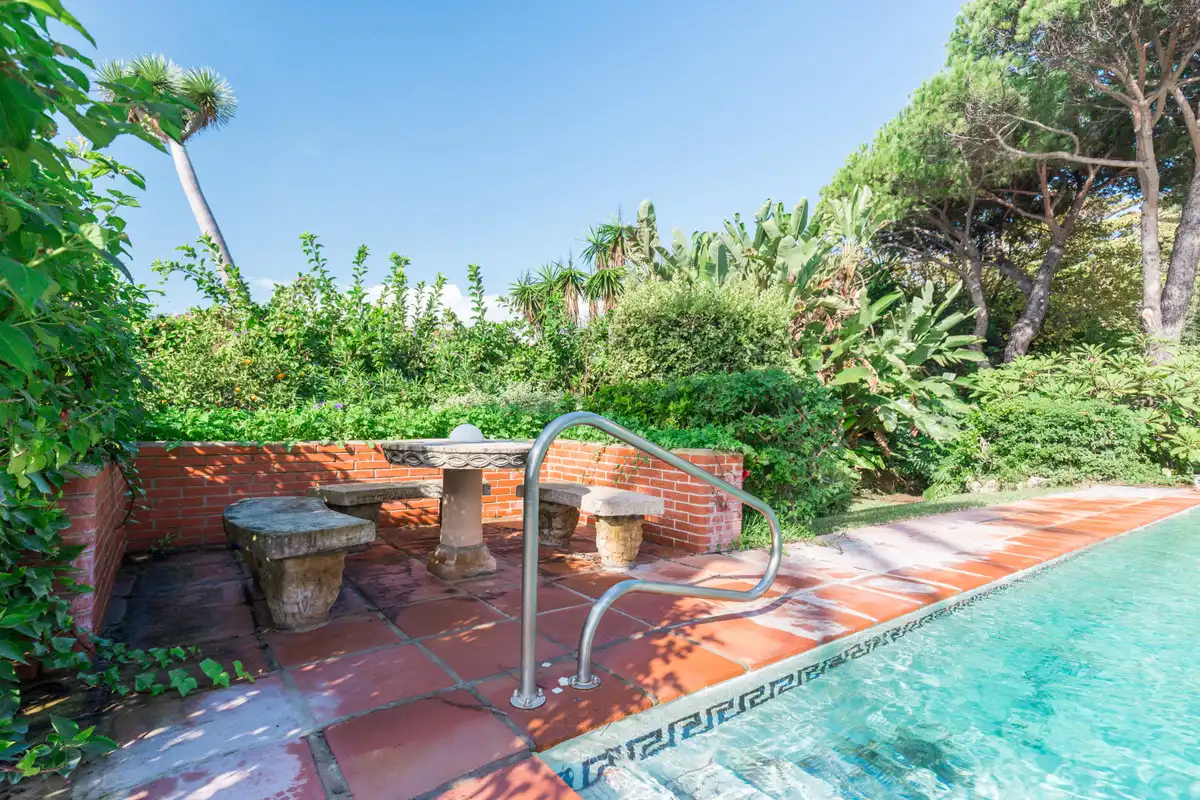Piscina de Casa adosada en venta en Marbella con Aire acondicionado