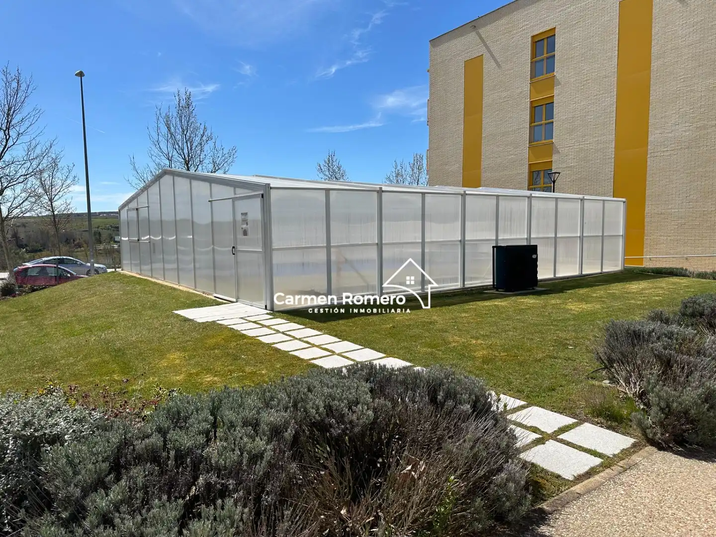 Vista exterior de Apartamento en venta en Salamanca con Calefacción, Jardín privado y Balcón