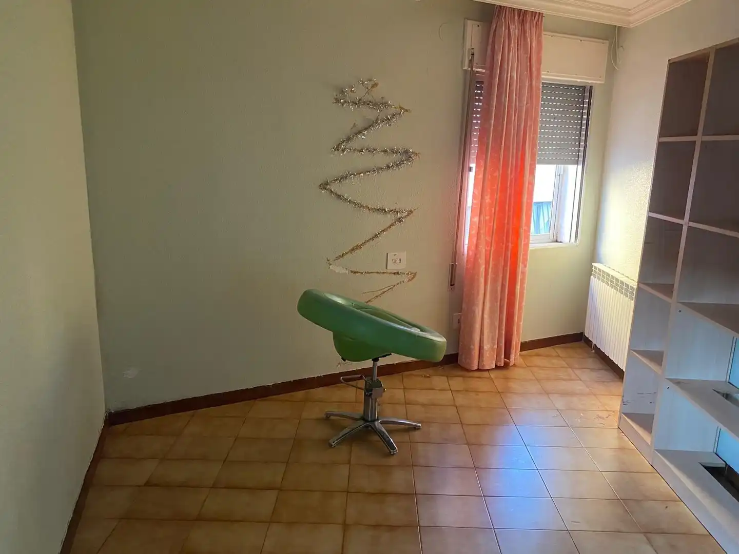 Habitación de Edificio en venta en Báguena