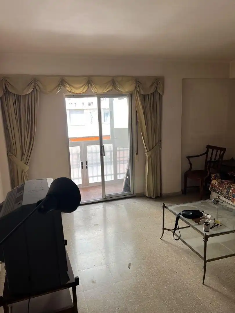Living room of Flat for sale in Valencia  with Furnished and Balcony