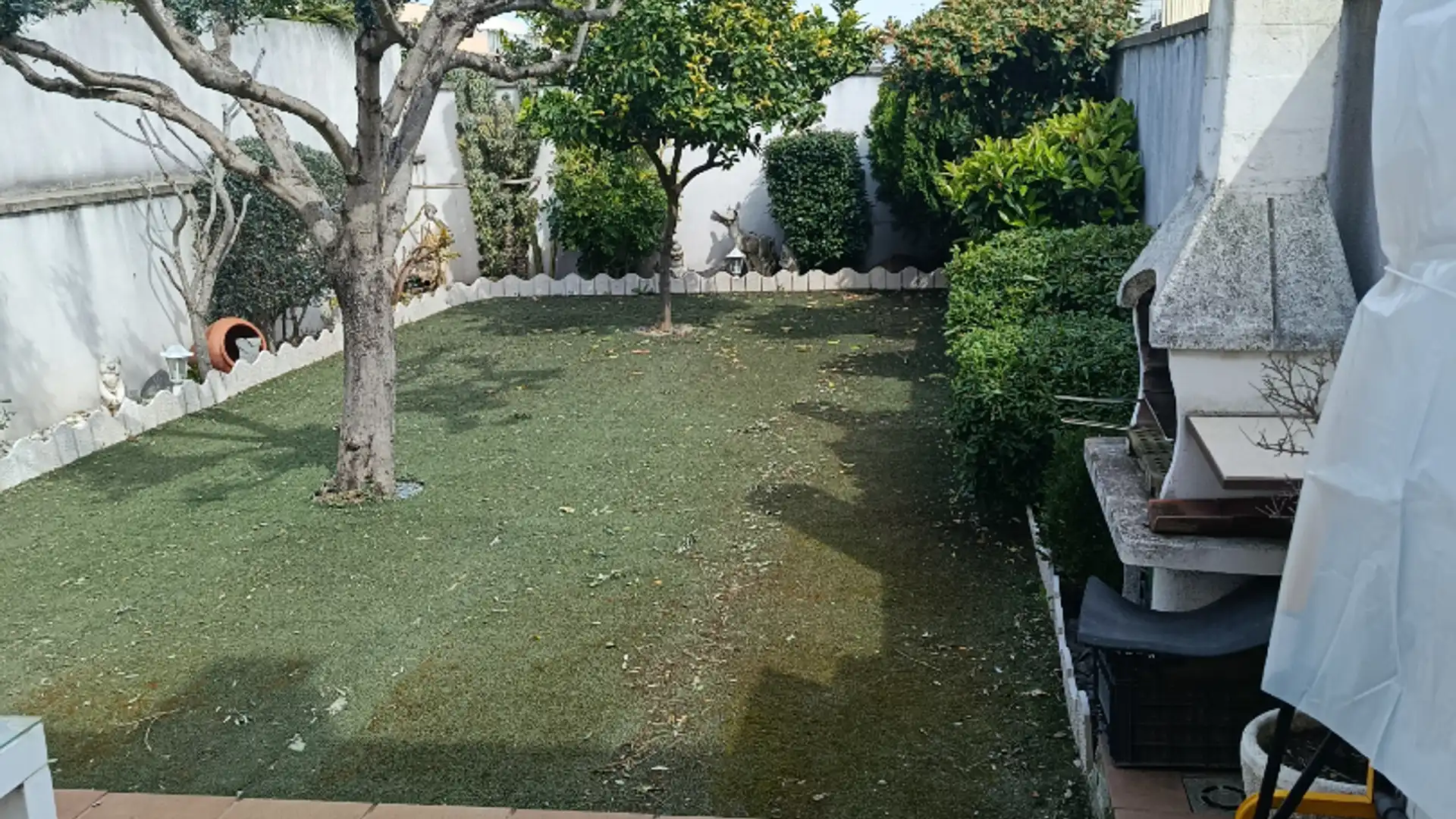 Garten von Einfamilien-Reihenhaus zum Verkauf in El Morell mit Heizung, Privatgarten und Ofen