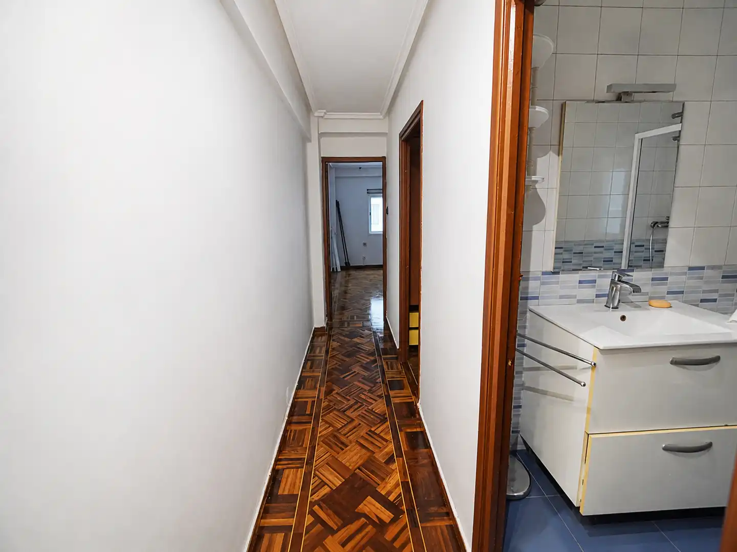 Flat for sale in Avilés  with Heating, Parquet flooring and Washing machine