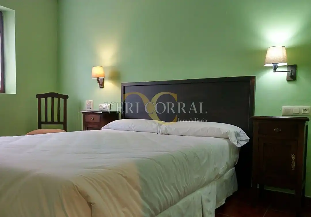 Habitación de Edificio en venta en Llanes