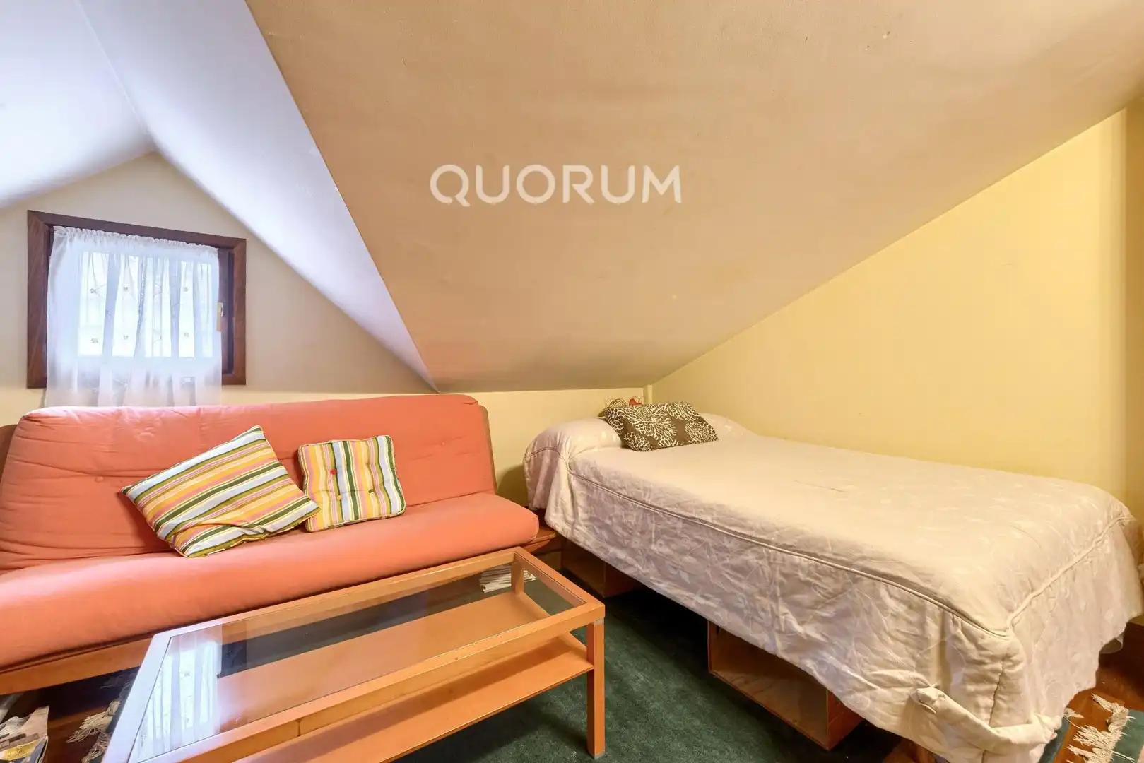 Habitación de Casa adosada en venta en Basauri  con Calefacción, Jardín privado y Terraza