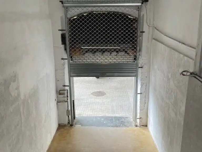 Local de lloguer en Eixample