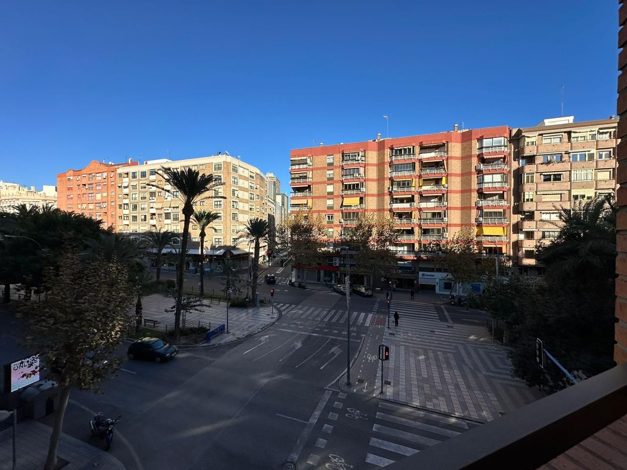 Vista exterior de Pis de lloguer en Alicante / Alacant amb Aire condicionat i Terrassa