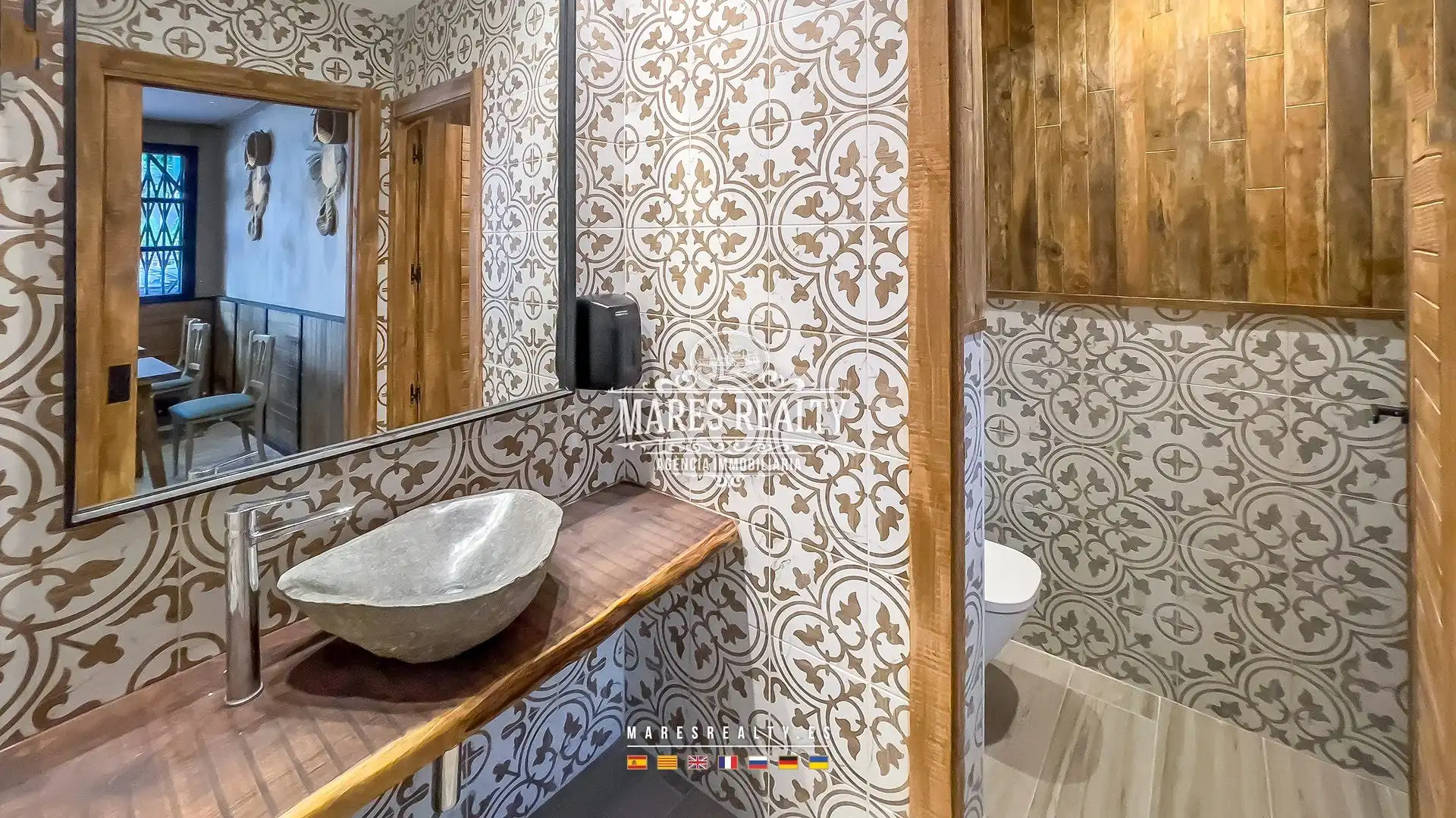 Baño de Local en venta en Lloret de Mar con Aire acondicionado