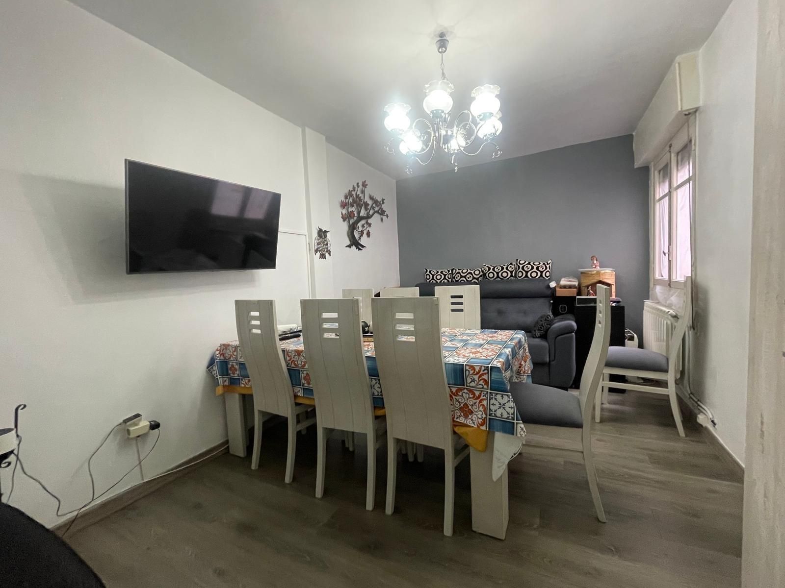 Comedor de Piso en venta en Segovia Capital con Calefacción, Terraza y Balcón