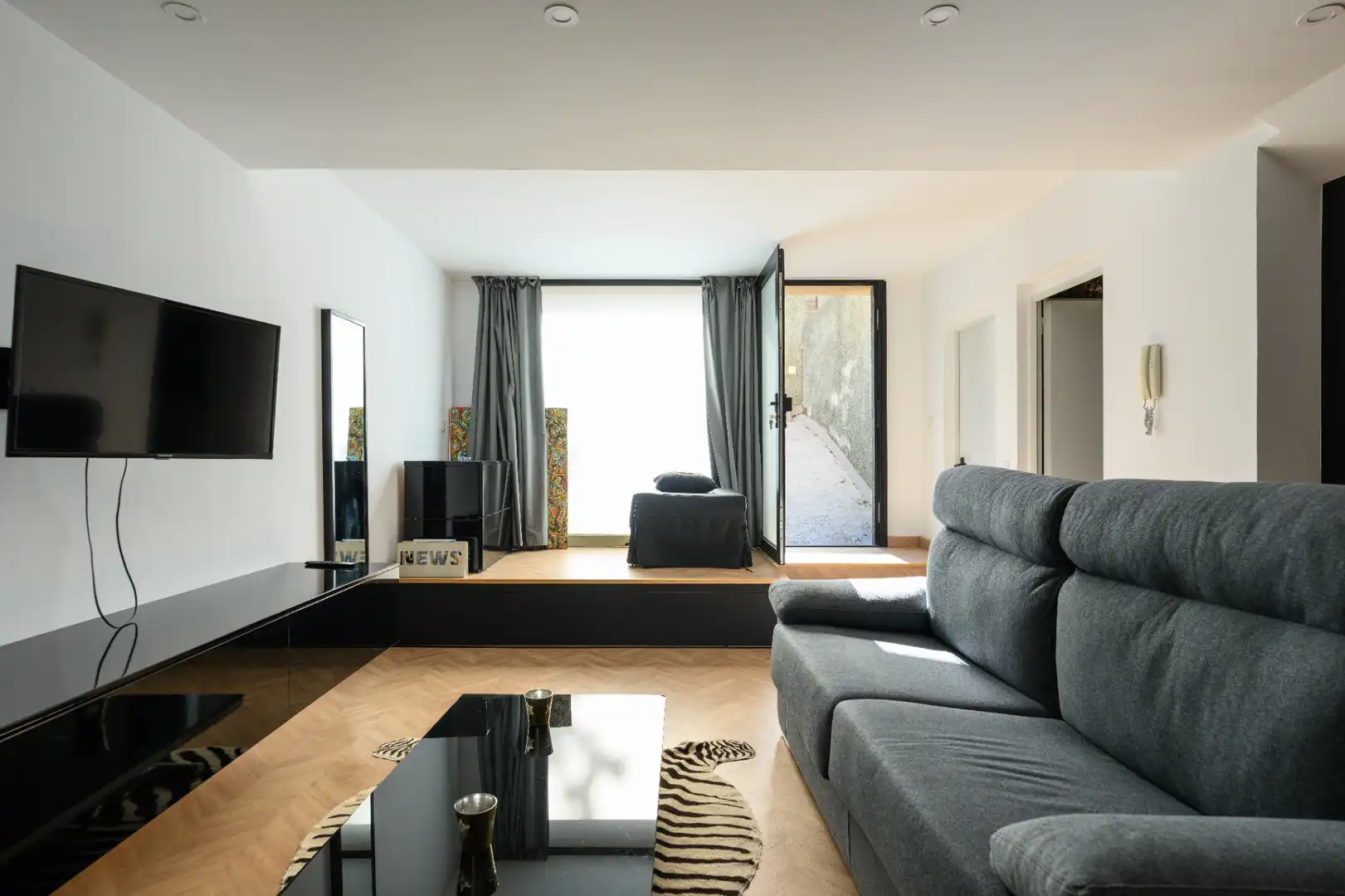 Sala d'estar de Casa adosada en venda en Las Palmas de Gran Canaria amb Jardí privat, Terrassa i Traster