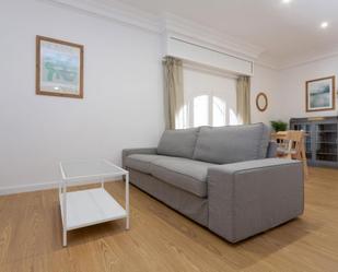 Sala d'estar de Apartament de lloguer en  Barcelona Capital amb Moblat, Forn i Rentadora