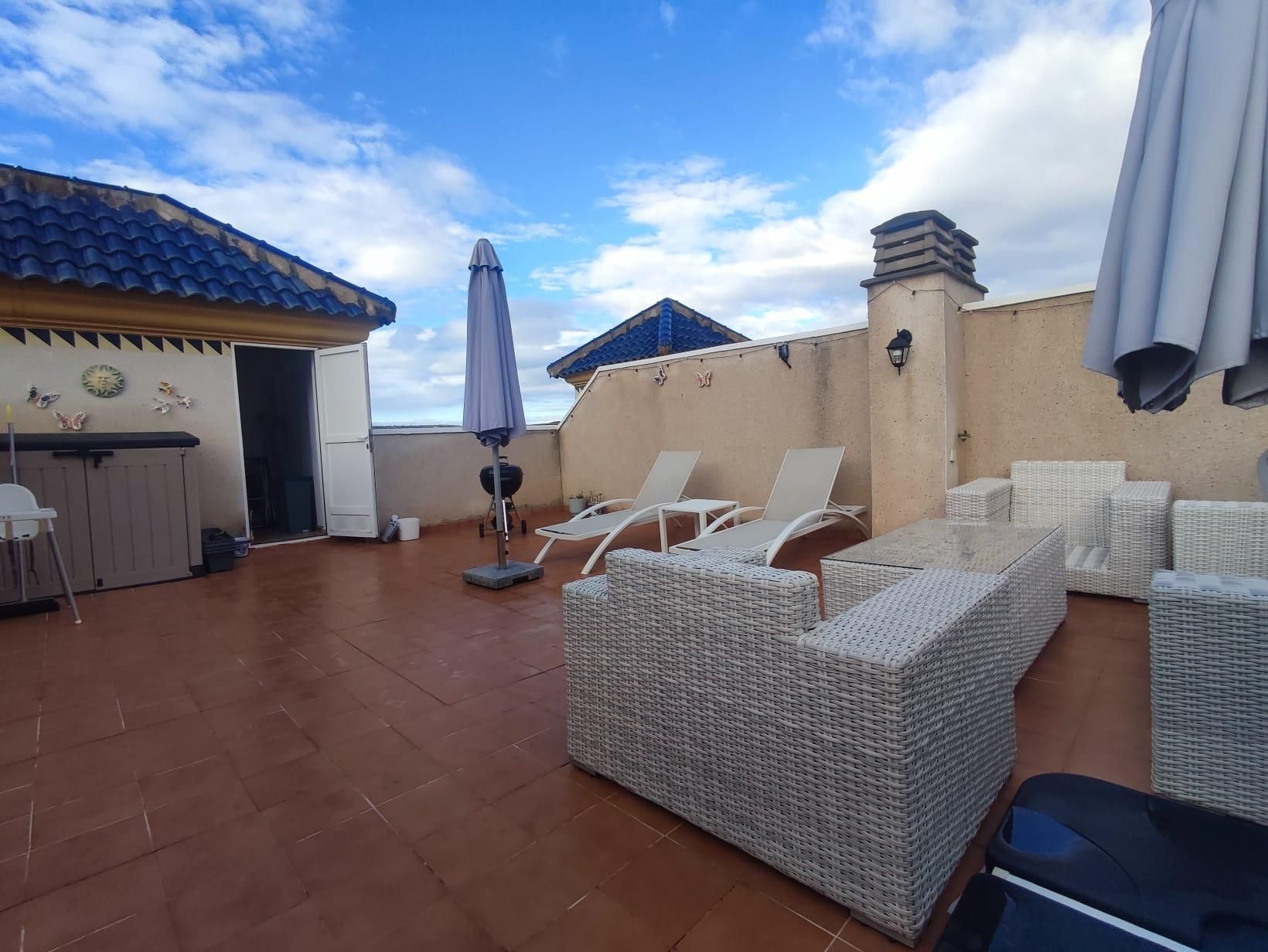 Terrace of House or chalet for sale in Guardamar del Segura  with Air Conditioner, Heating and Private garden