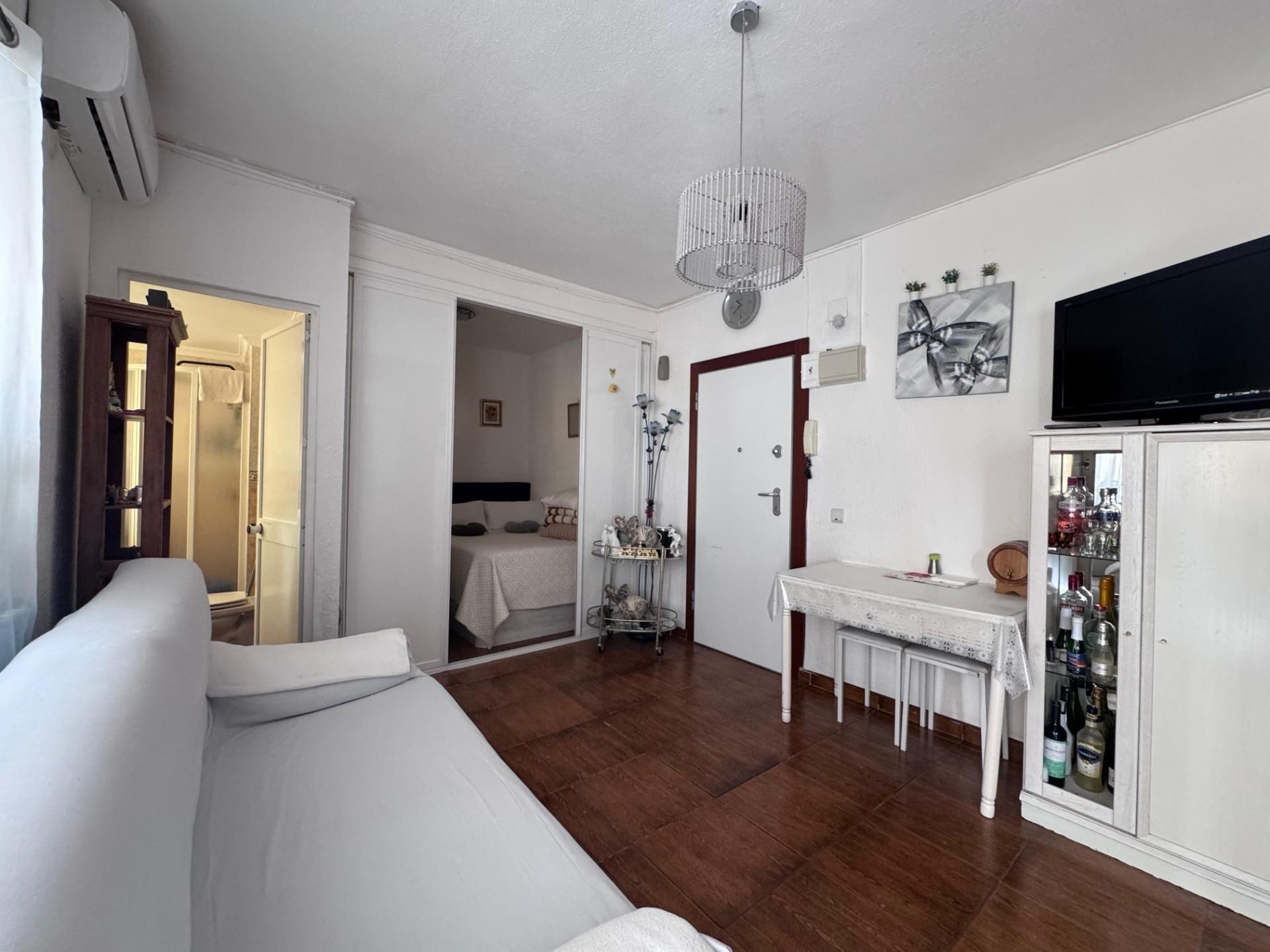 Habitación de Estudio en venta en Torremolinos con Aire acondicionado, Calefacción y Trastero
