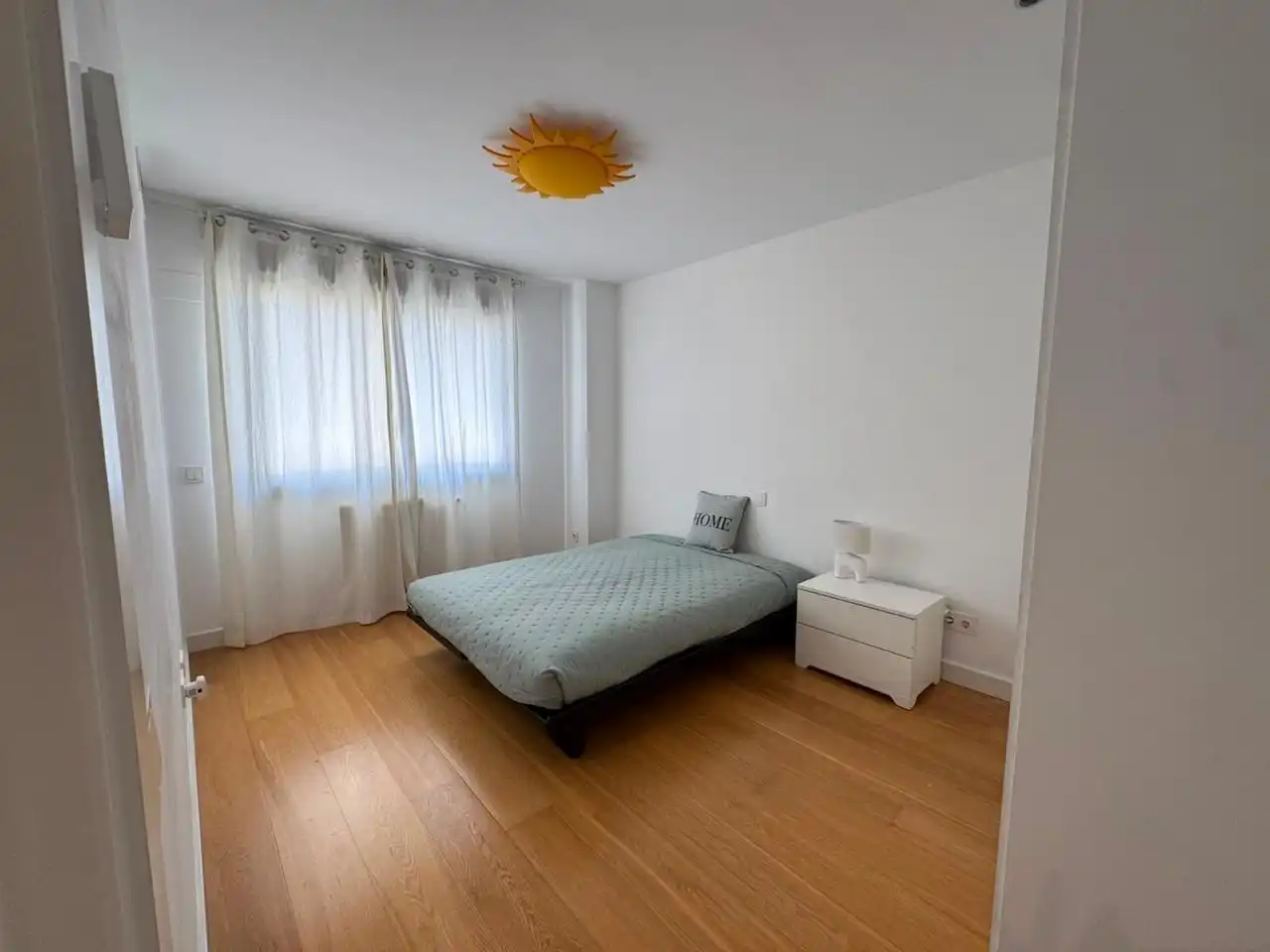 Dormitori de Casa adosada de lloguer en Boadilla del Monte amb Aire condicionat, Calefacció i Jardí privat