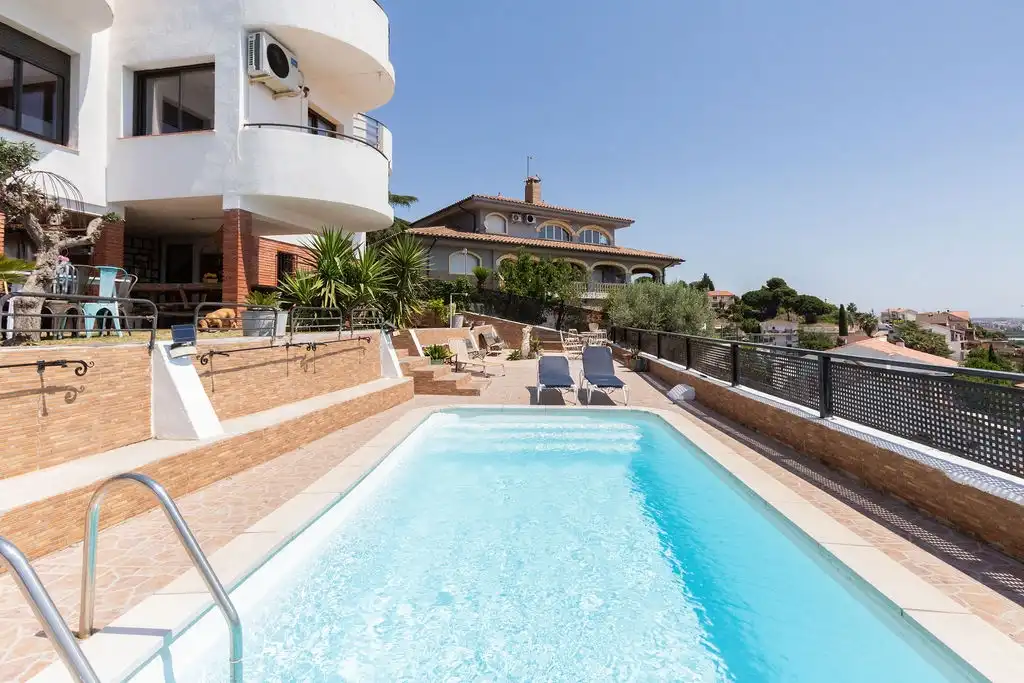 House with pool for sale in Santa Susanna, imagen 2