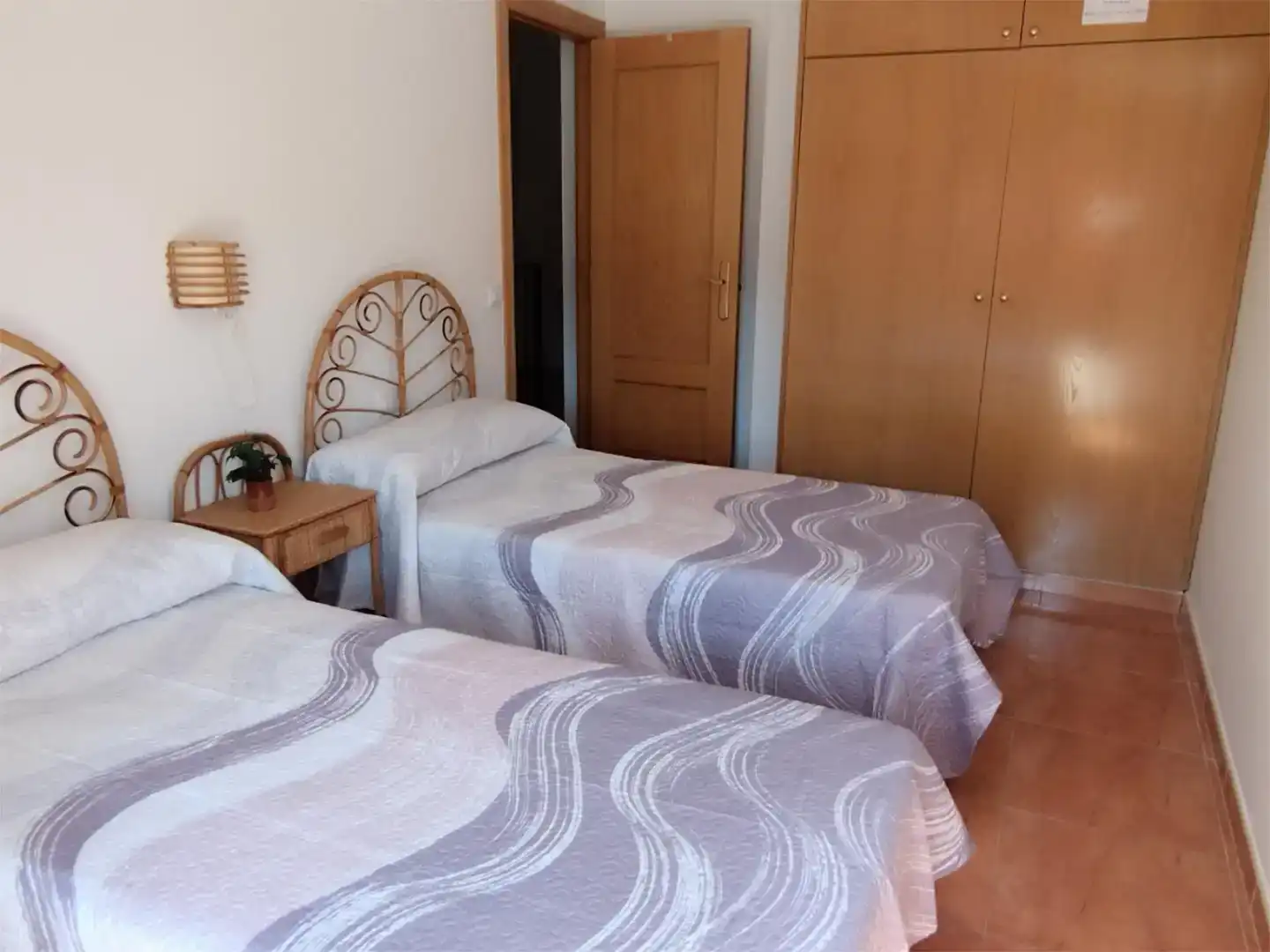 Habitación de Ático en venta en Serra con Aire acondicionado, Trastero y Amueblado