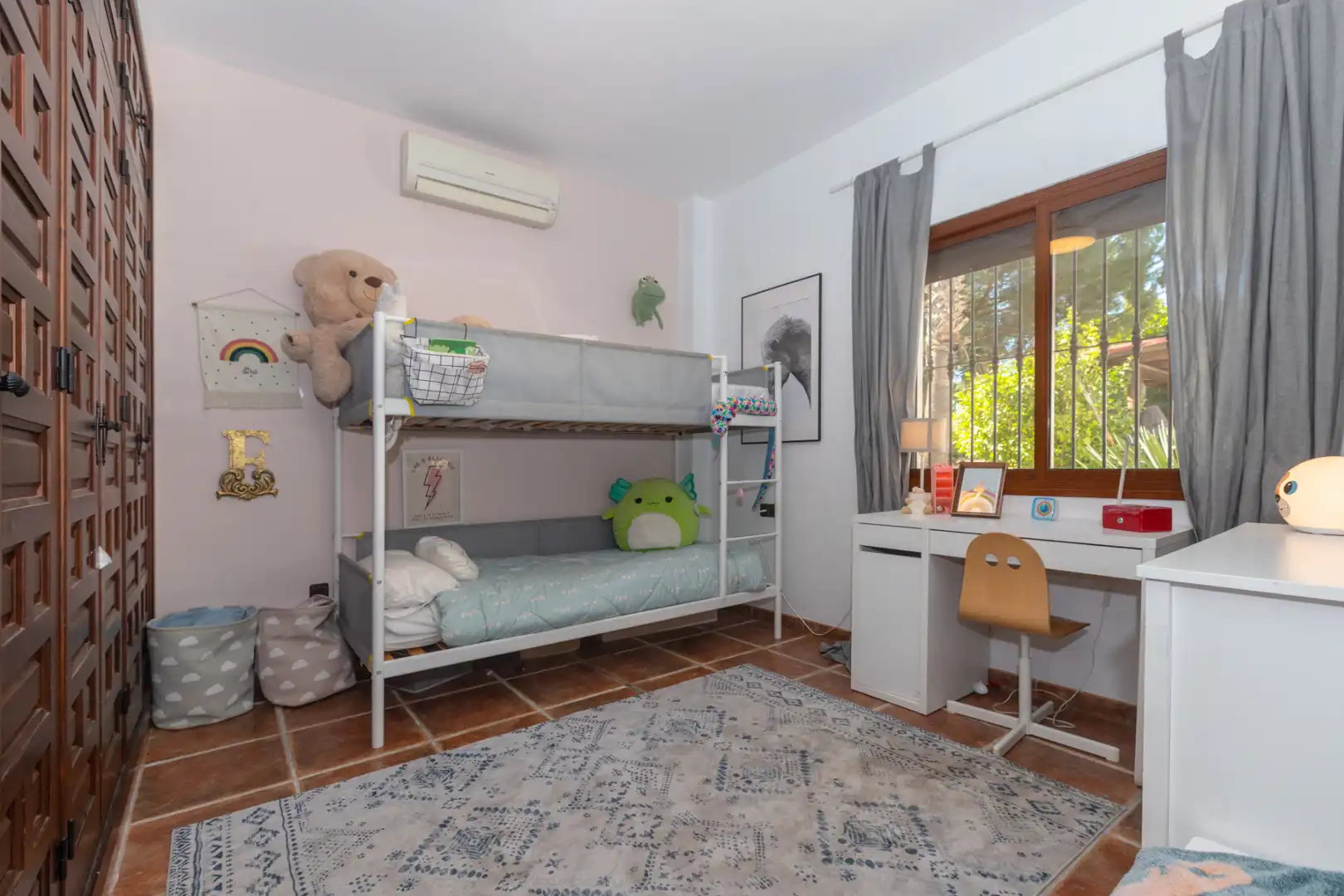Habitación de Casa o chalet en venta en Alhaurín de la Torre con Aire acondicionado, Calefacción y Jardín privado