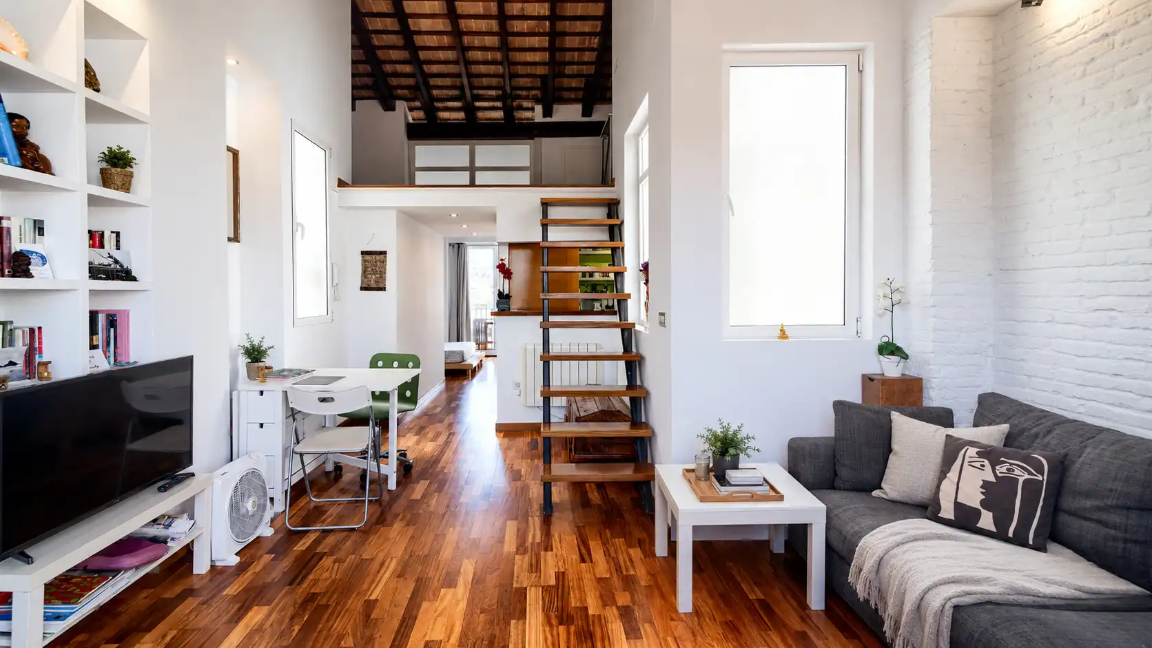 Penthouse mit Terrasse zum Verkauf in Carrer de Puerto Rico 10, imagen 2