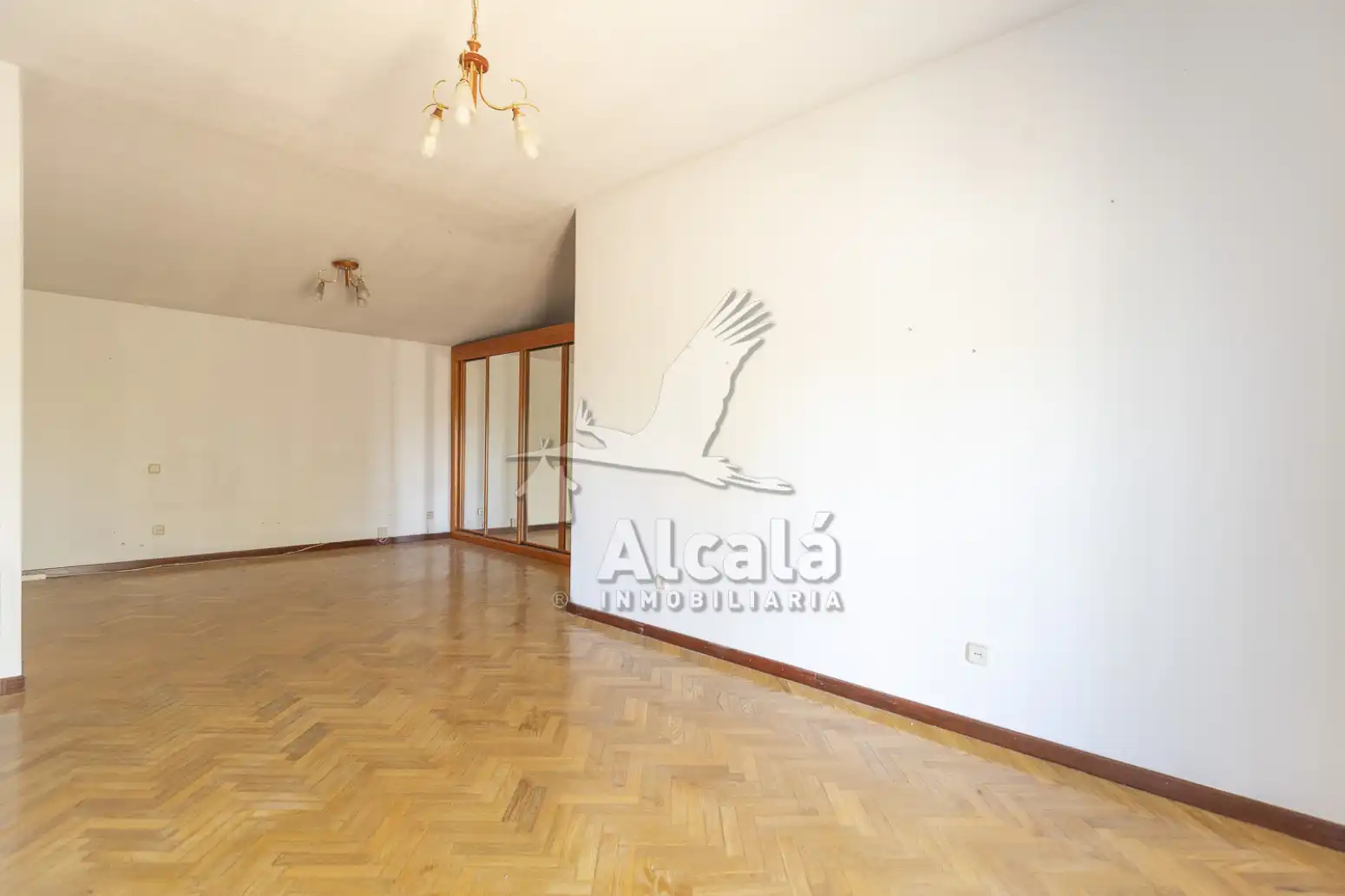 Habitación de Casa adosada en venta en Villalbilla con Aire acondicionado, Calefacción y Parquet