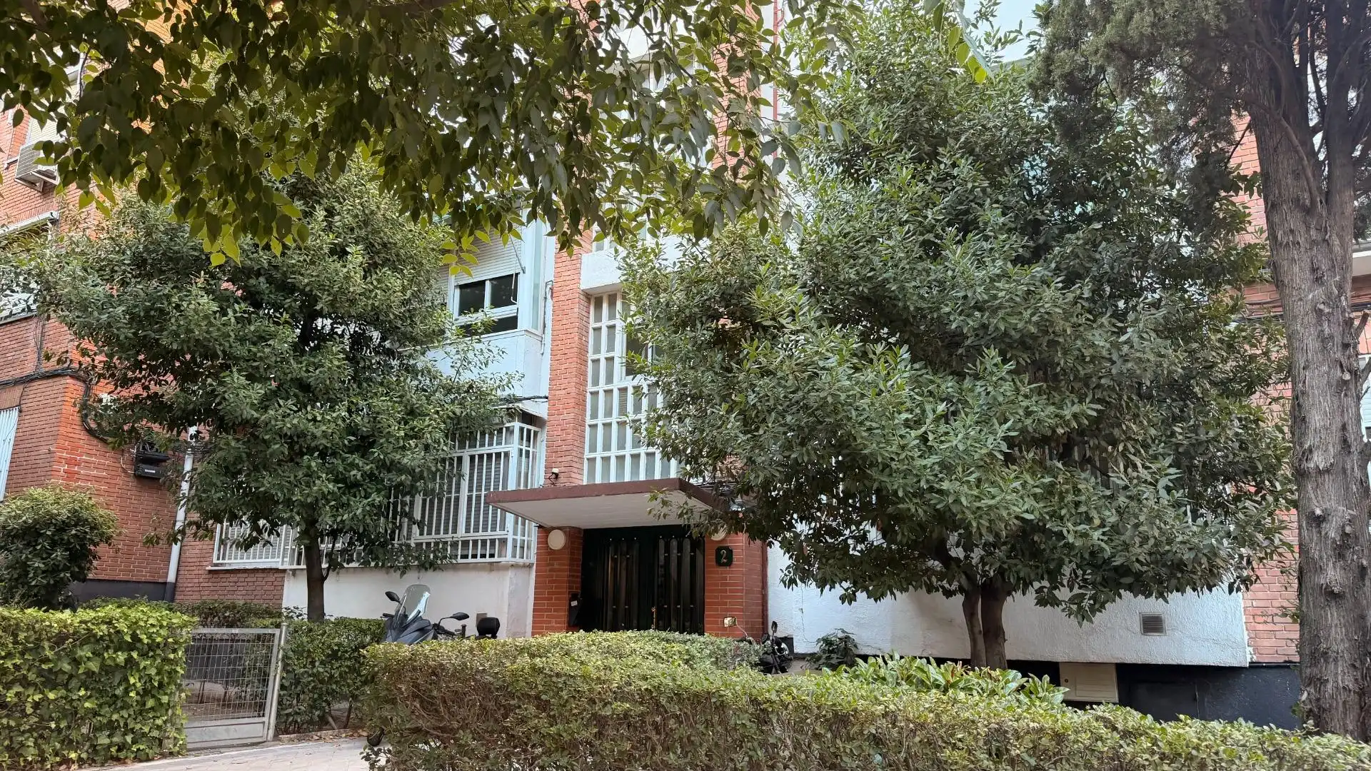 Außenansicht von Wohnung zur Miete in Madrid mit Klimaanlage, Heizung und Möbliert