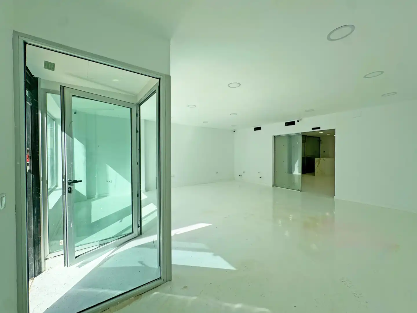Local comercial en venda a Centro, imagen 2