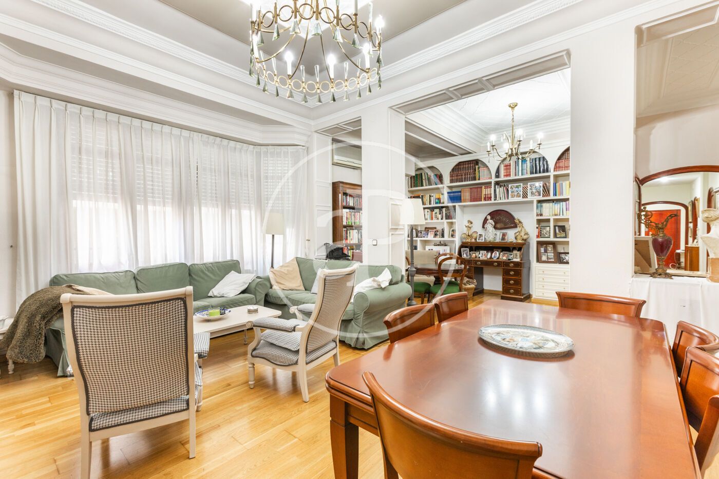 Living room of Flat for sale in  Valencia Capital  with Air Conditioner, Heating and Balcony