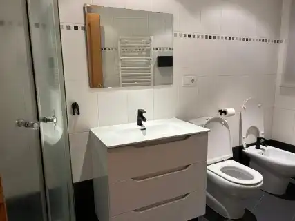 Baño de Piso en venta en Azpeitia con Calefacción, Trastero y Amueblado