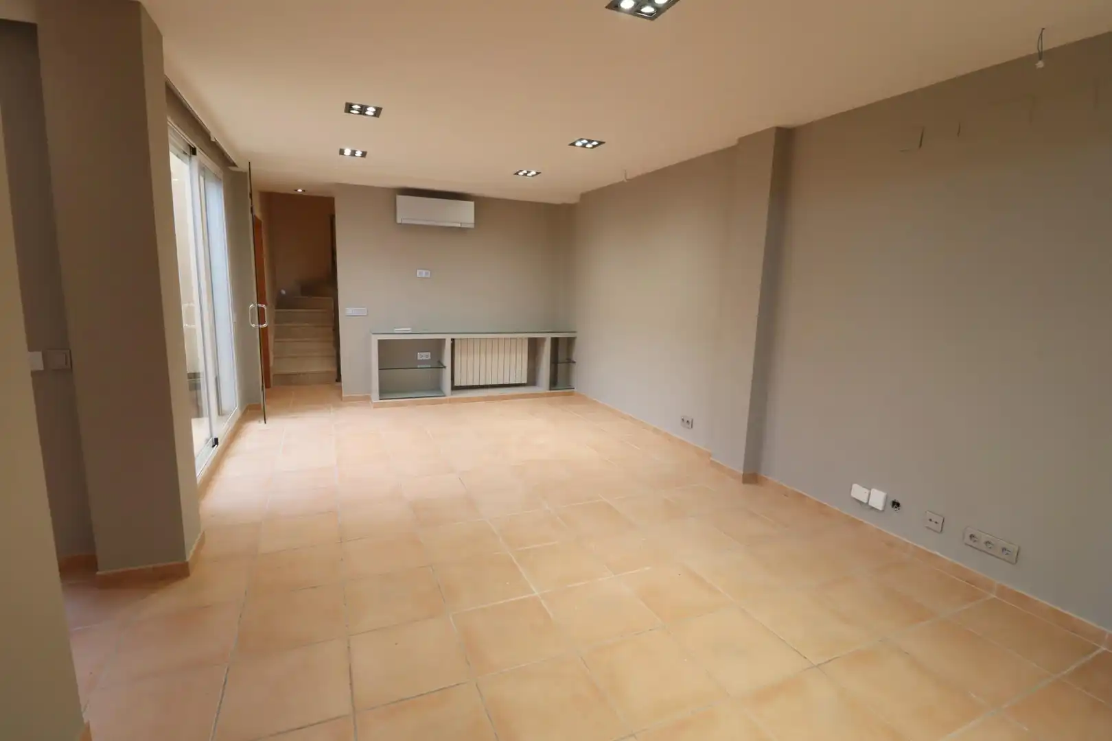 Casa pareada con jardín en alquiler en Pobles del Nord, imagen 13