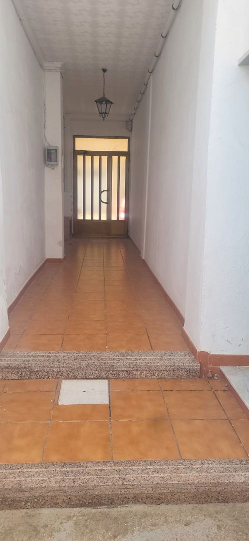 Pis de lloguer en Almansa amb Moblat, Forn i Rentadora