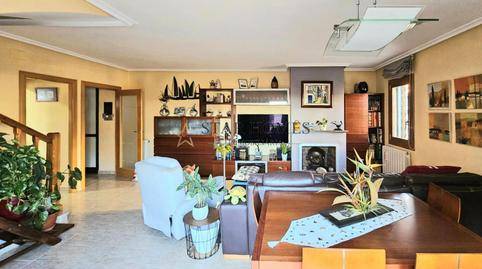 Photo 4 of Single-family semi-detached for sale in Singuerlín, Santa Coloma de Gramenet