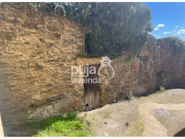 Terreno en Venta en Calle Sol en Ahigal de los Aceiteros