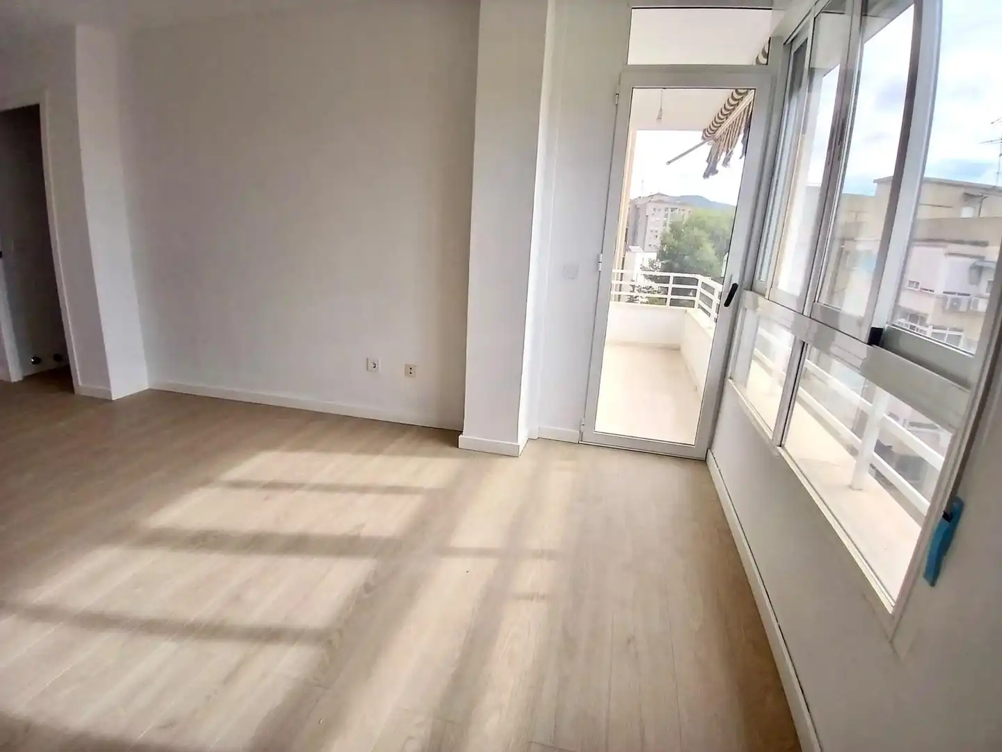 Appartamento con terrazza in vendita a Bailén - Miraflores, imagen 4