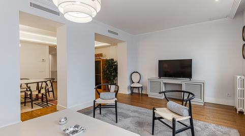 Foto 3 de Piso de alquiler en Cortes - Huertas,  Madrid Capital