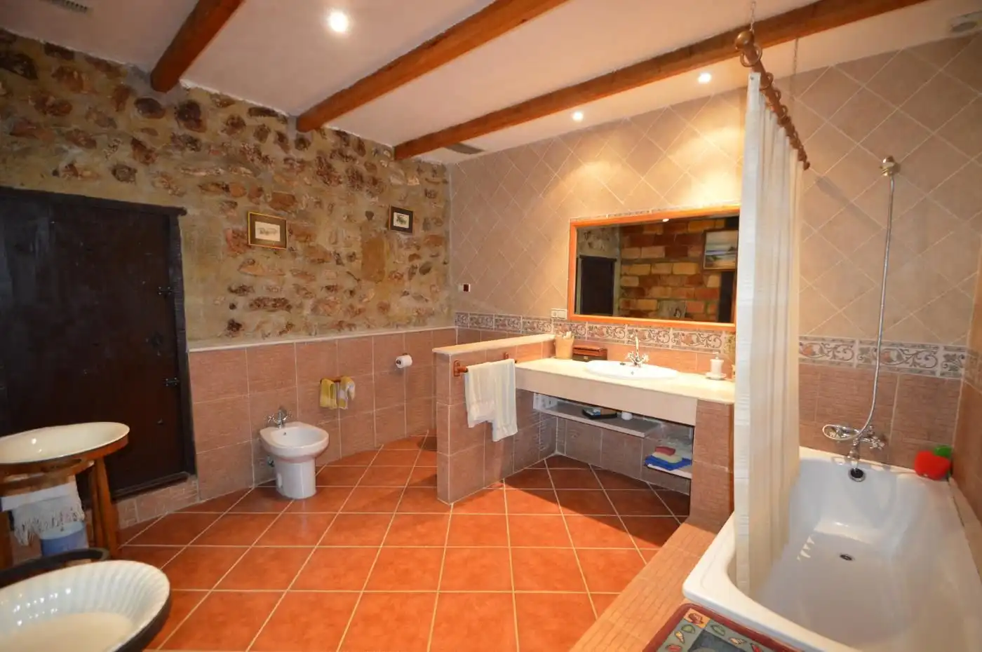 Bany de Finca rústica en venda en Sant Mateu amb Terrassa, Traster i Moblat