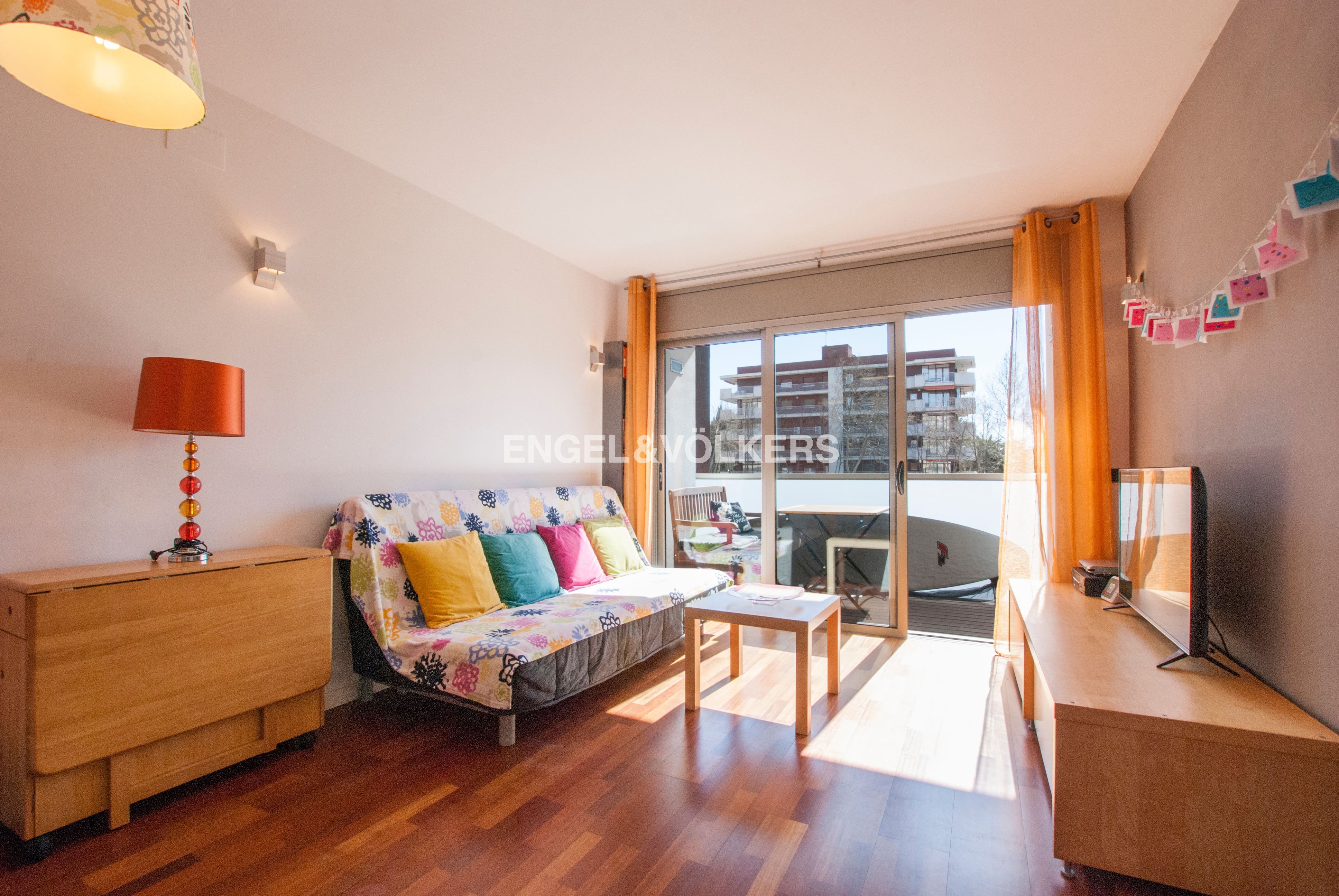 Exterior view of Flat for sale in Salou  with Air Conditioner, Parquet flooring and Terrace