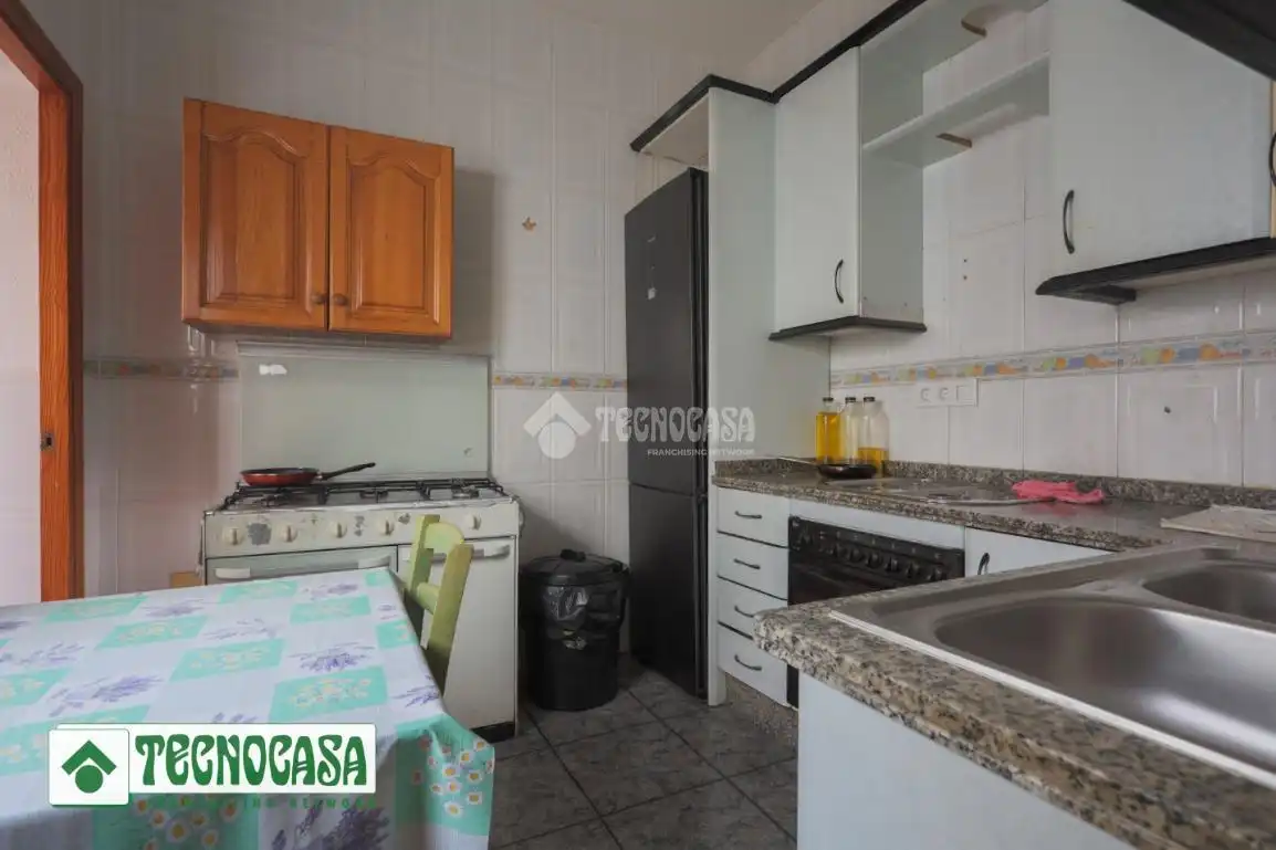 Kitchen of Detached homes for sale in Adra