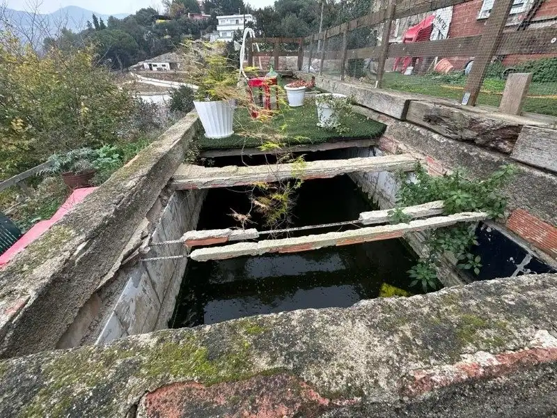 Piscina de Casa o xalet en venda en Montcada i Reixac