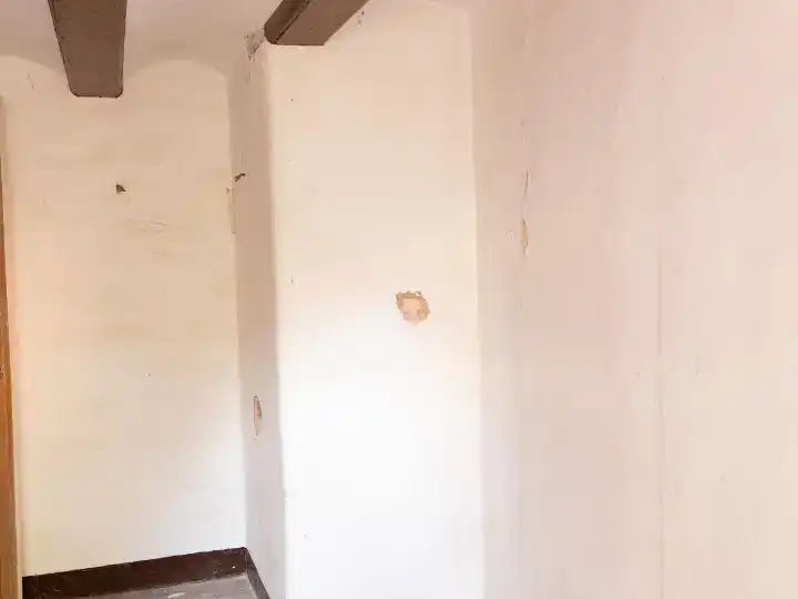 Flat for sale in  Valencia Capital  with Balcony